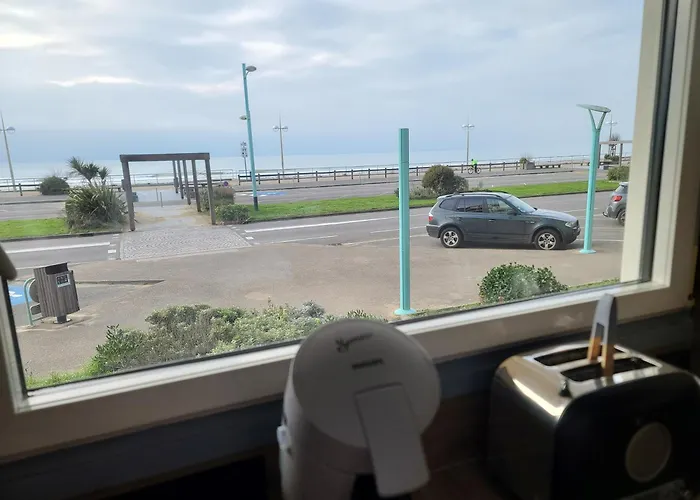 Le Front De Mer
